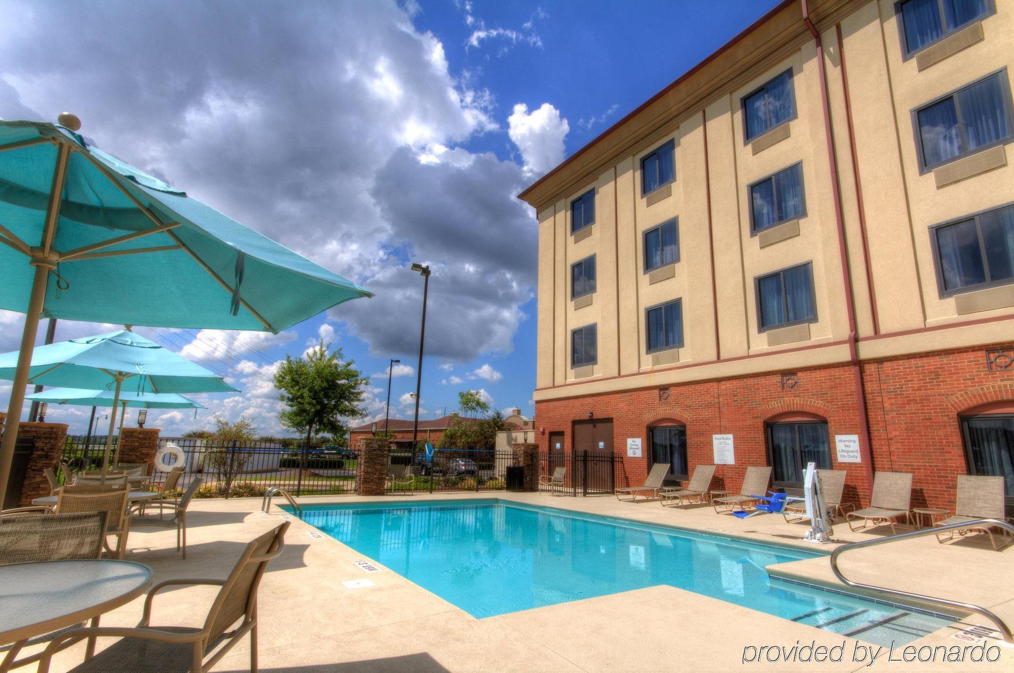 Holiday Inn Express Hotel & Suites Montgomery Boyd-Cooper Parkway By Ihg Kültér fotó